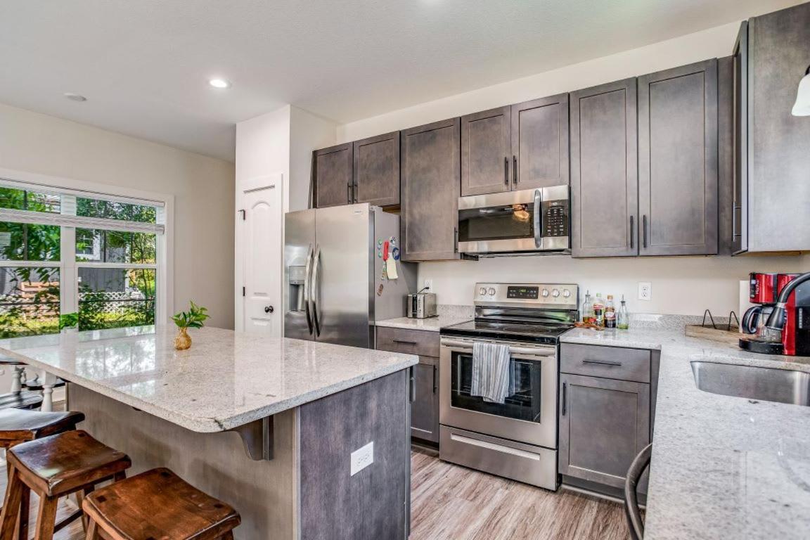 Beach Flow Bungalow-Mins To Downtown-Dining-Base Pensacola Bagian luar foto