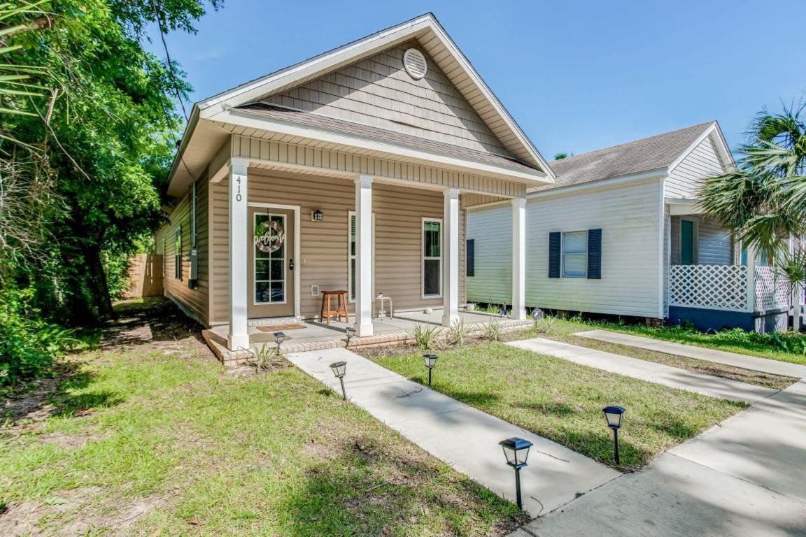 Beach Flow Bungalow-Mins To Downtown-Dining-Base Pensacola Bagian luar foto