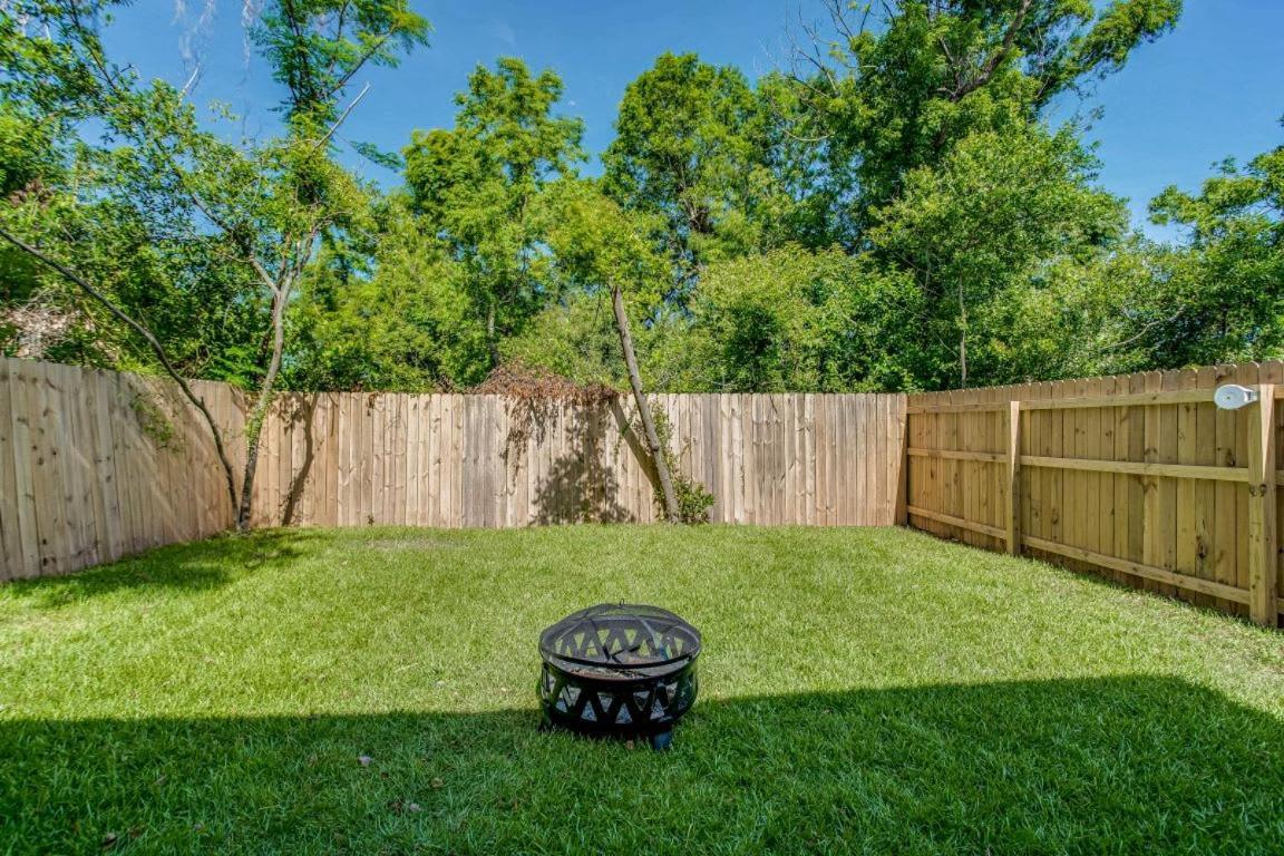 Beach Flow Bungalow-Mins To Downtown-Dining-Base Pensacola Bagian luar foto