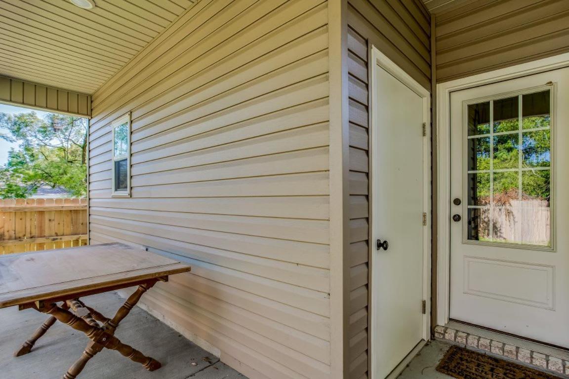 Beach Flow Bungalow-Mins To Downtown-Dining-Base Pensacola Bagian luar foto