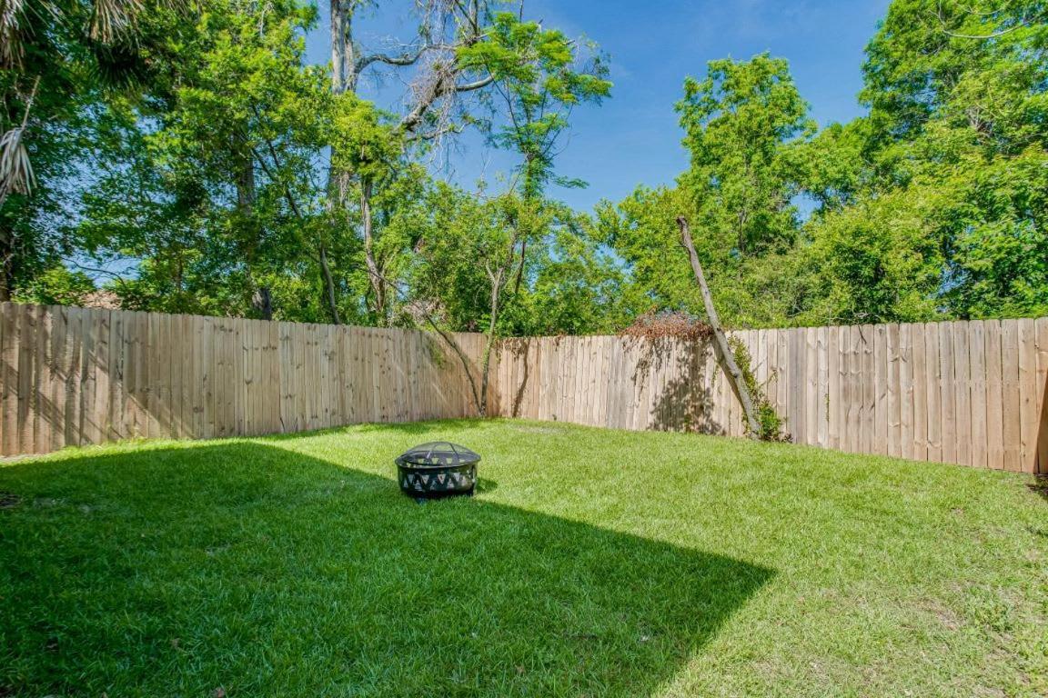 Beach Flow Bungalow-Mins To Downtown-Dining-Base Pensacola Bagian luar foto
